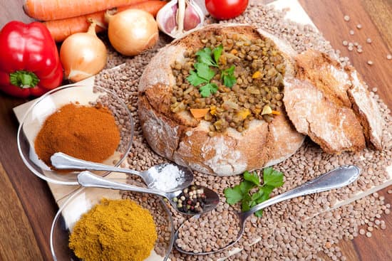 canva-traditional-indian-lentil-dal-MADAJw6TiR8.jpg